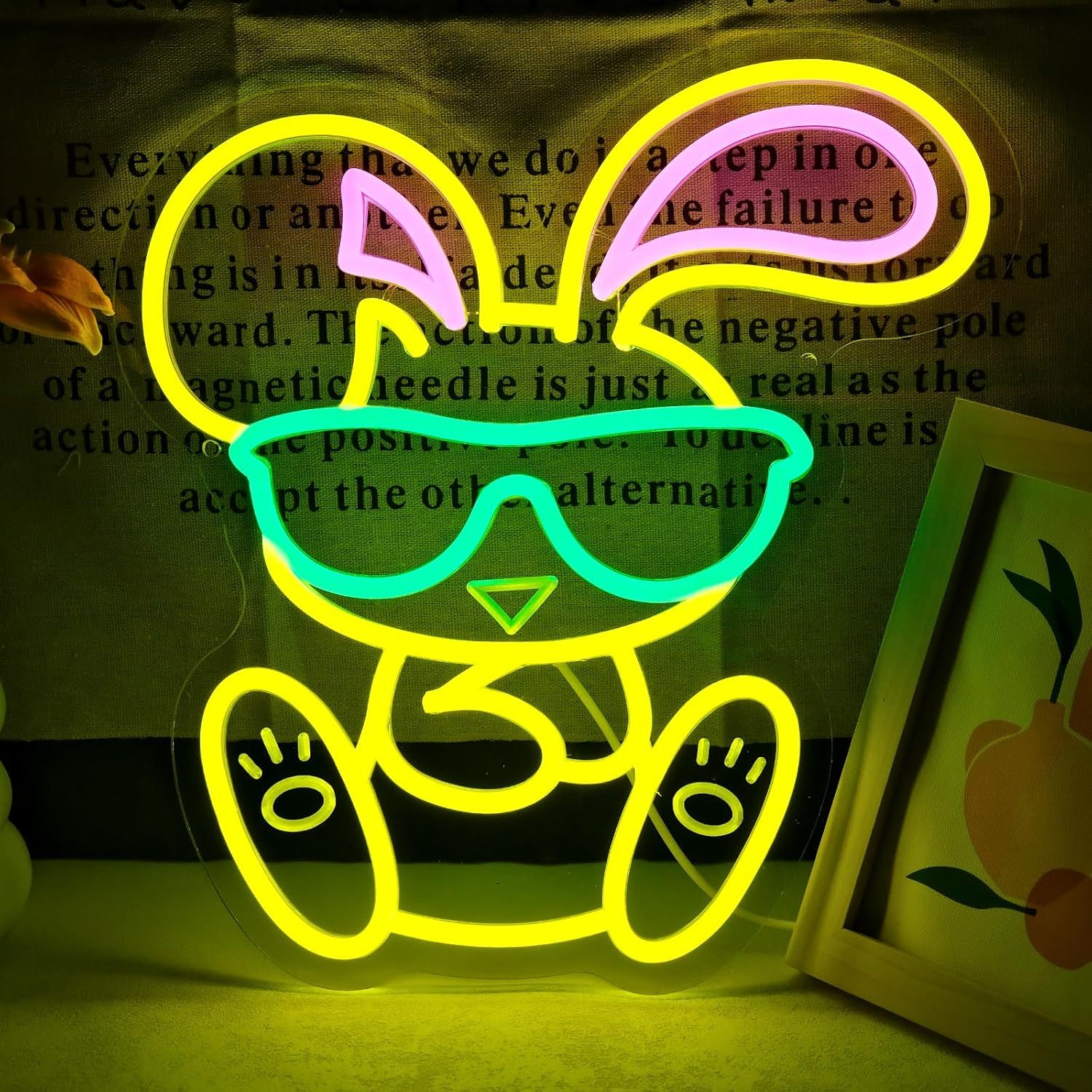 Kids Outdoor Gift Ideas - Gözlük Takan Sevimli Tavşan Neon Tabela